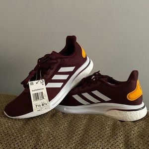 Adidas running shoes (unisex)